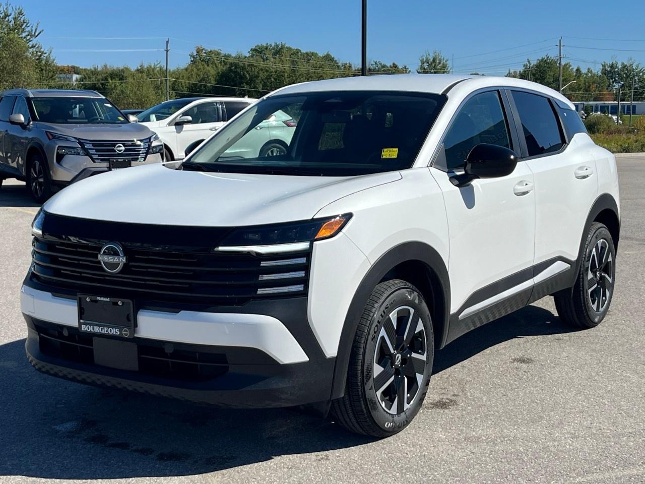 2026 Nissan Kicks SV AWD Photo2