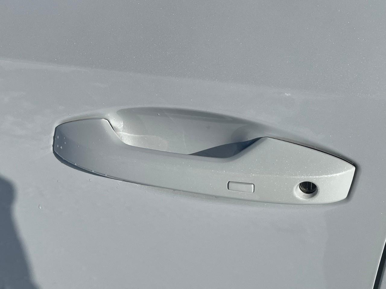 2026 Nissan Kicks SV AWD Photo