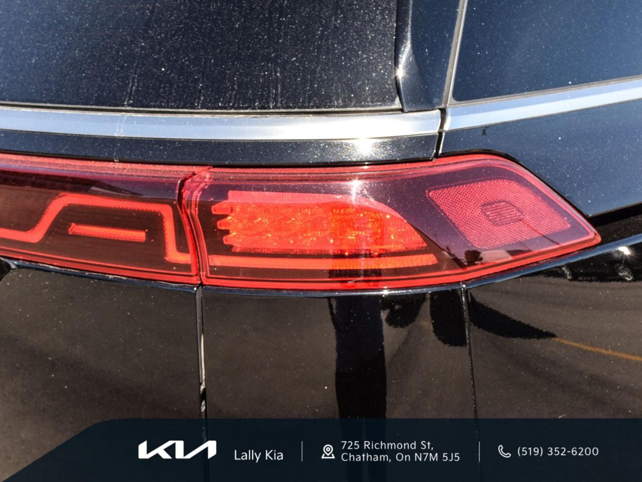 2023 Kia Carnival SX New Arrival | 7 Passenger | Clean CarFax | Leather | Roof Photo