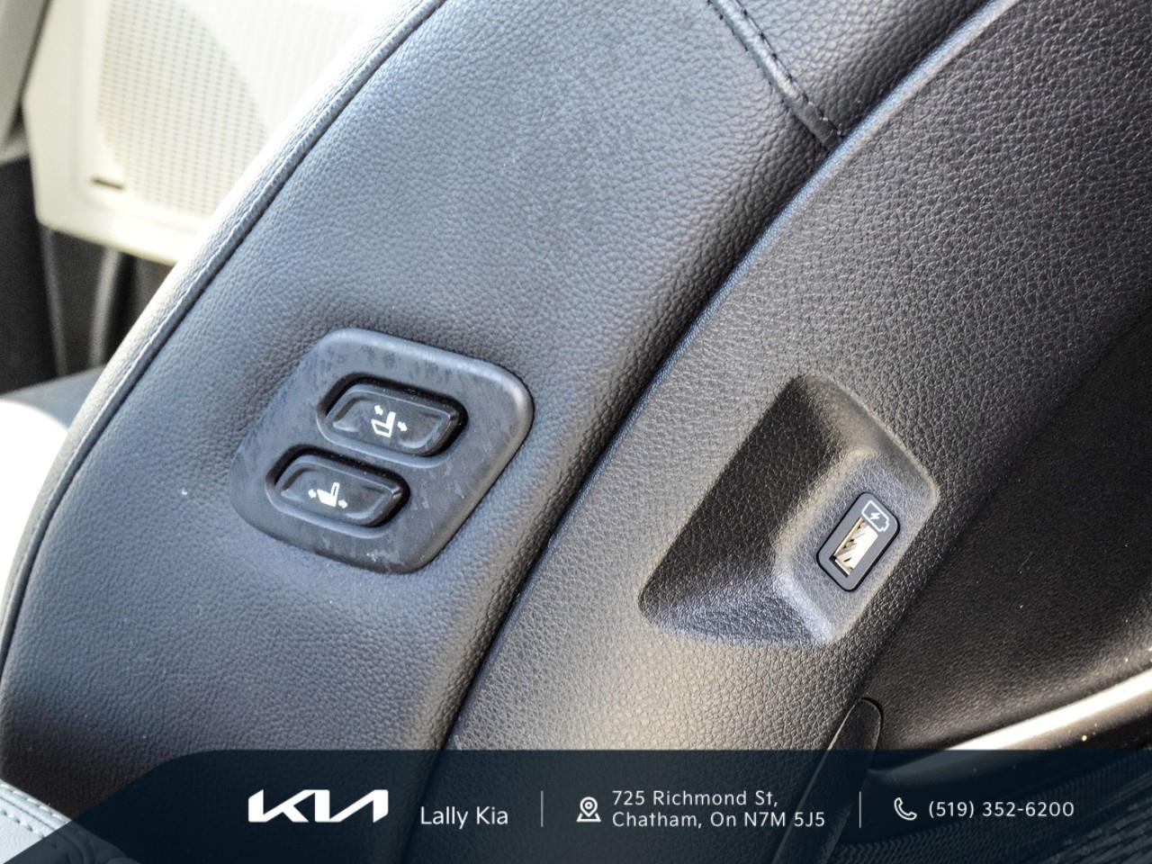 2023 Kia Carnival SX New Arrival | 7 Passenger | Clean CarFax | Leather | Roof Photo