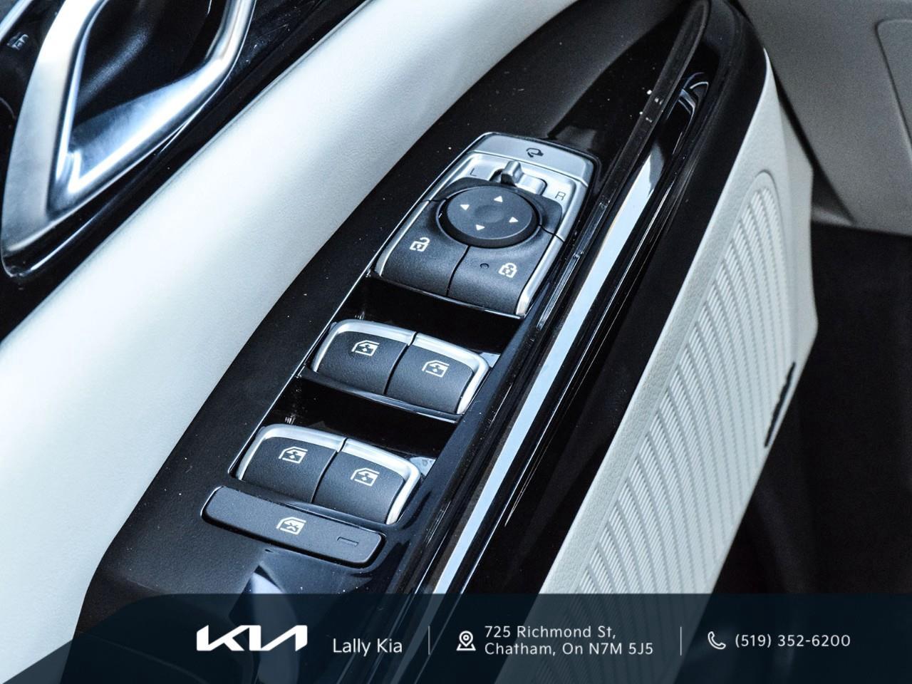 2023 Kia Carnival SX New Arrival | 7 Passenger | Clean CarFax | Leather | Roof Photo