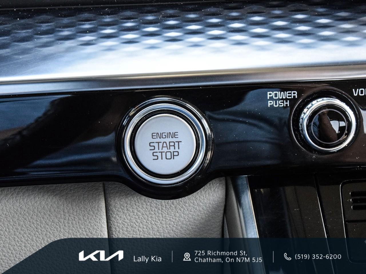 2023 Kia Carnival SX New Arrival | 7 Passenger | Clean CarFax | Leather | Roof Photo