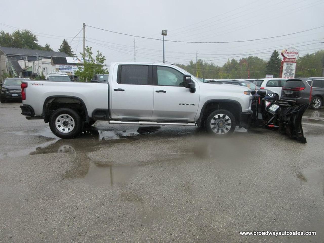 2022 Chevrolet Silverado 2500 3/4 TON CUSTOM-EDITION 6 PASSENGER 6.6L - V8.. 4X4.. CREW-CAB.. 6.6-BOX.. SNOW-EX-V-PLOW.. BACK-UP CAMERA.. BLUETOOTH SYSTEM.. KEYLESS ENTRY.. Photo