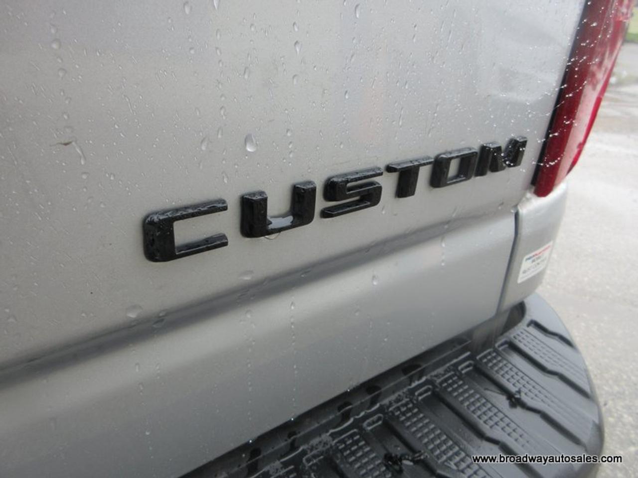 2022 Chevrolet Silverado 2500 3/4 TON CUSTOM-EDITION 6 PASSENGER 6.6L - V8.. 4X4.. CREW-CAB.. 6.6-BOX.. SNOW-EX-V-PLOW.. BACK-UP CAMERA.. BLUETOOTH SYSTEM.. KEYLESS ENTRY.. Photo