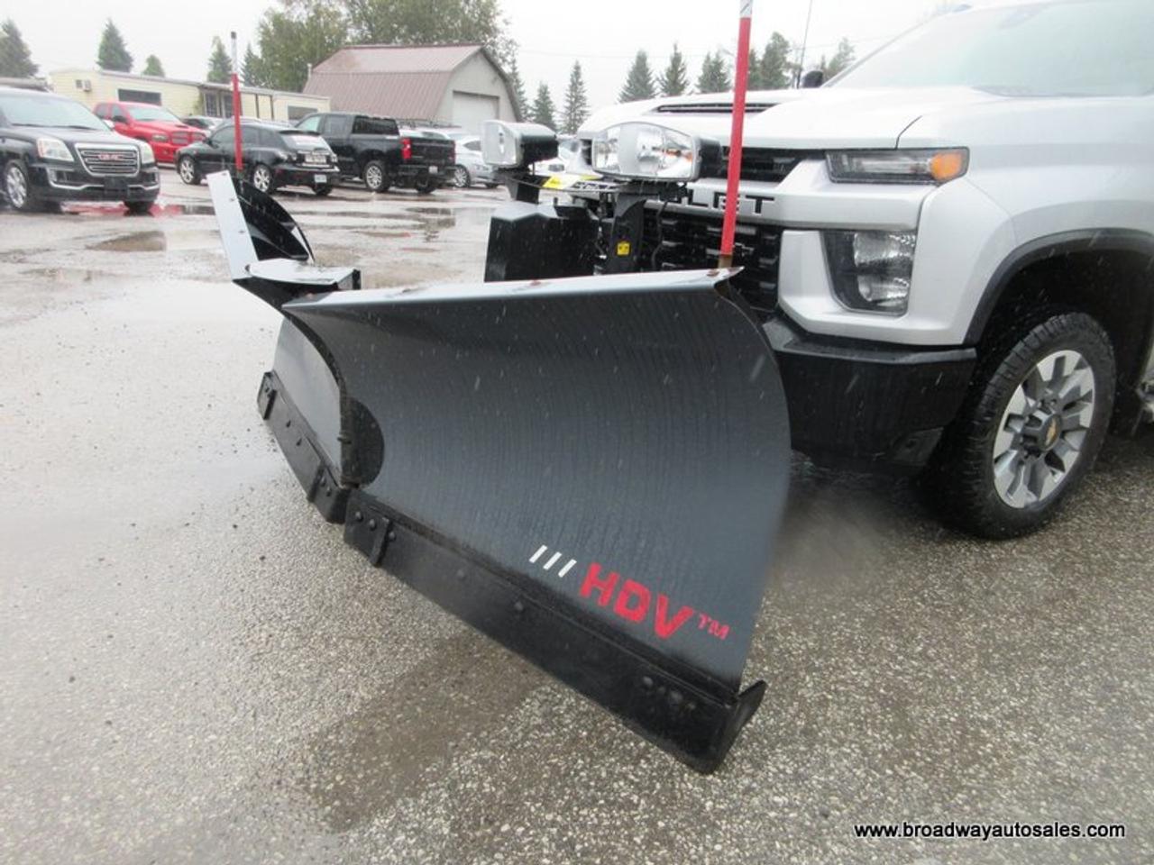 2022 Chevrolet Silverado 2500 3/4 TON CUSTOM-EDITION 6 PASSENGER 6.6L - V8.. 4X4.. CREW-CAB.. 6.6-BOX.. SNOW-EX-V-PLOW.. BACK-UP CAMERA.. BLUETOOTH SYSTEM.. KEYLESS ENTRY.. Photo