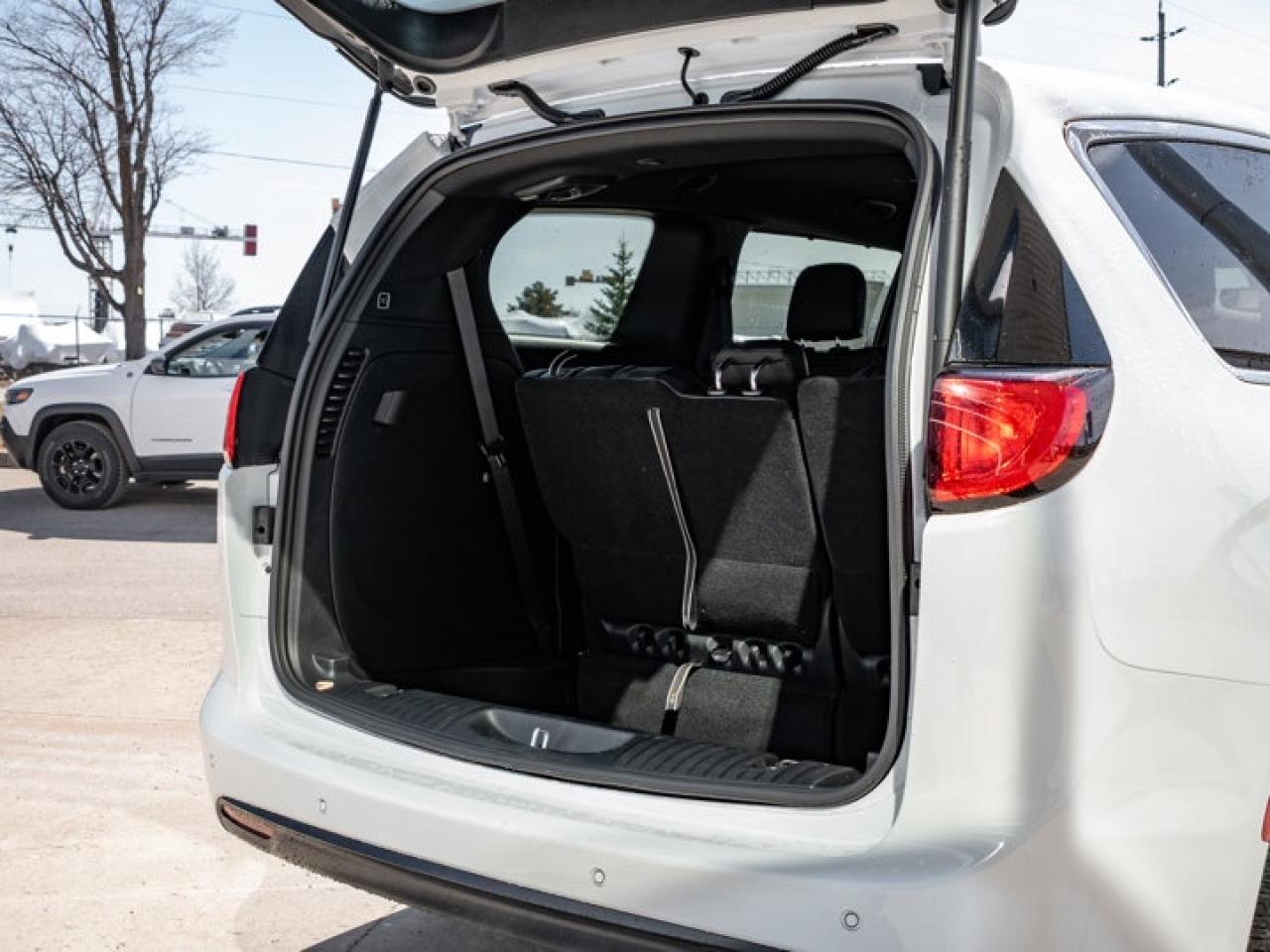 2026 Dodge Grand Caravan SXT Photo