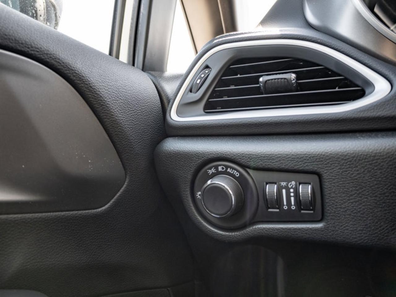 2026 Dodge Grand Caravan SXT Photo