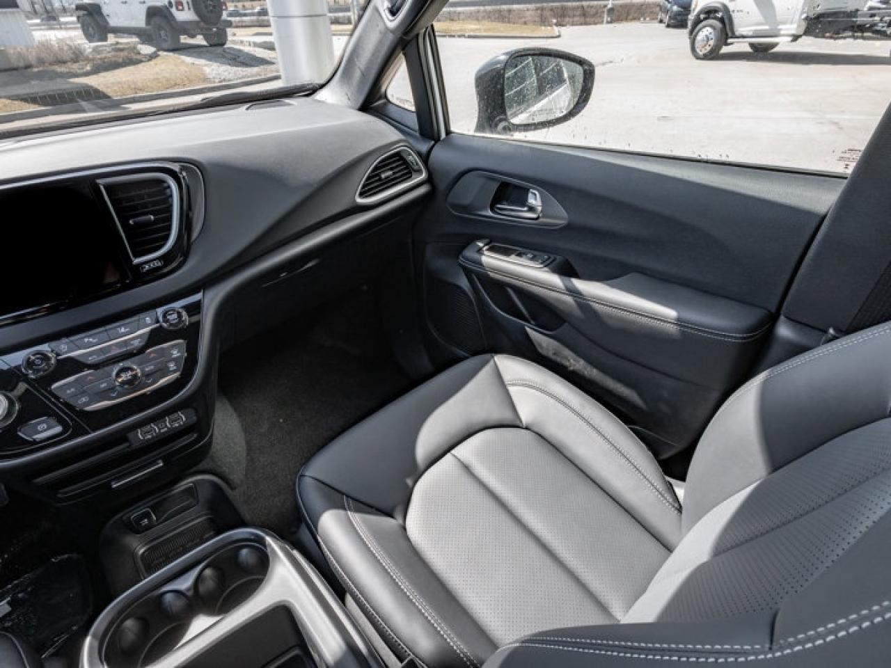 2026 Dodge Grand Caravan SXT Photo