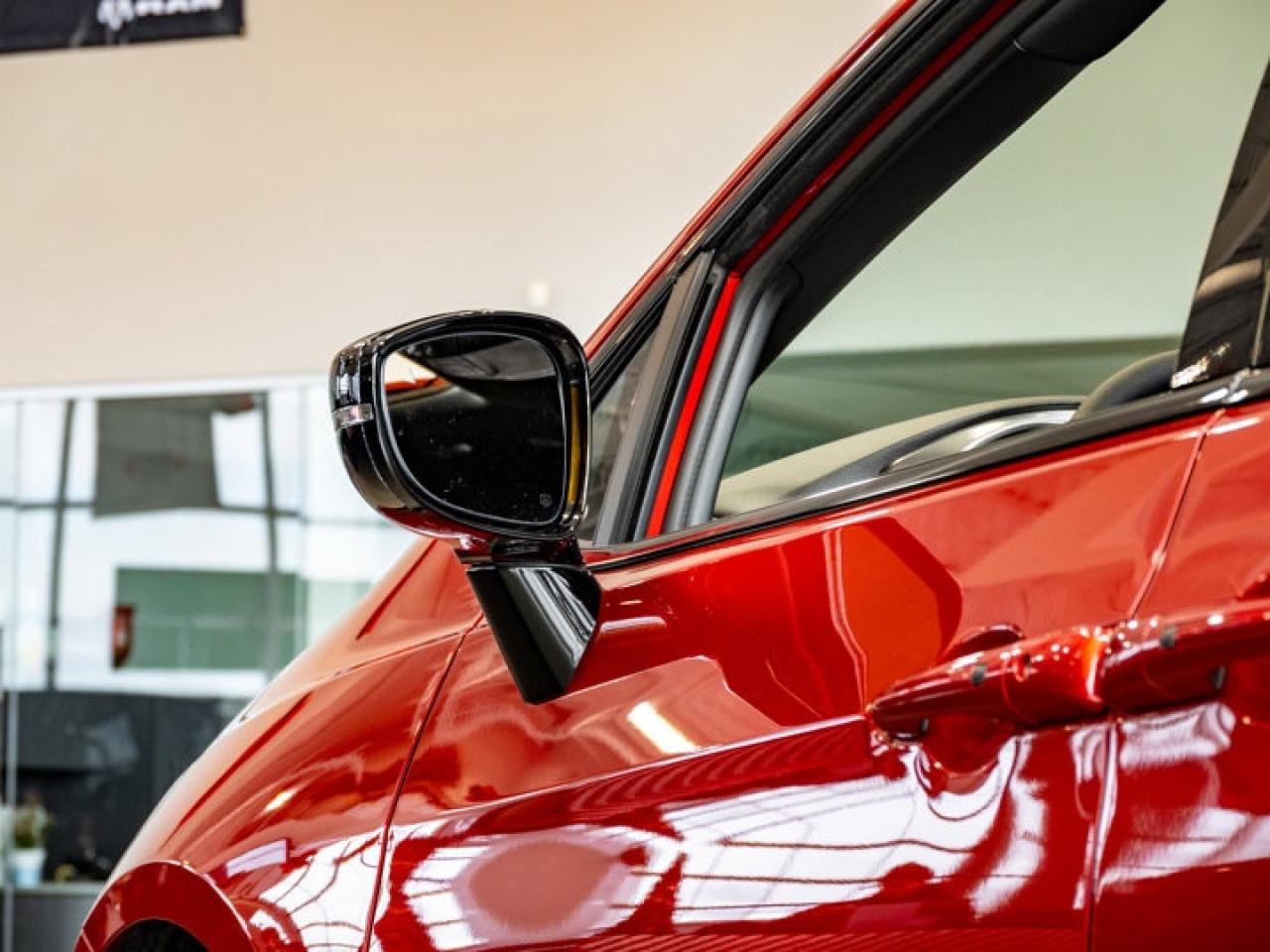 2026 Chrysler Pacifica Select Photo