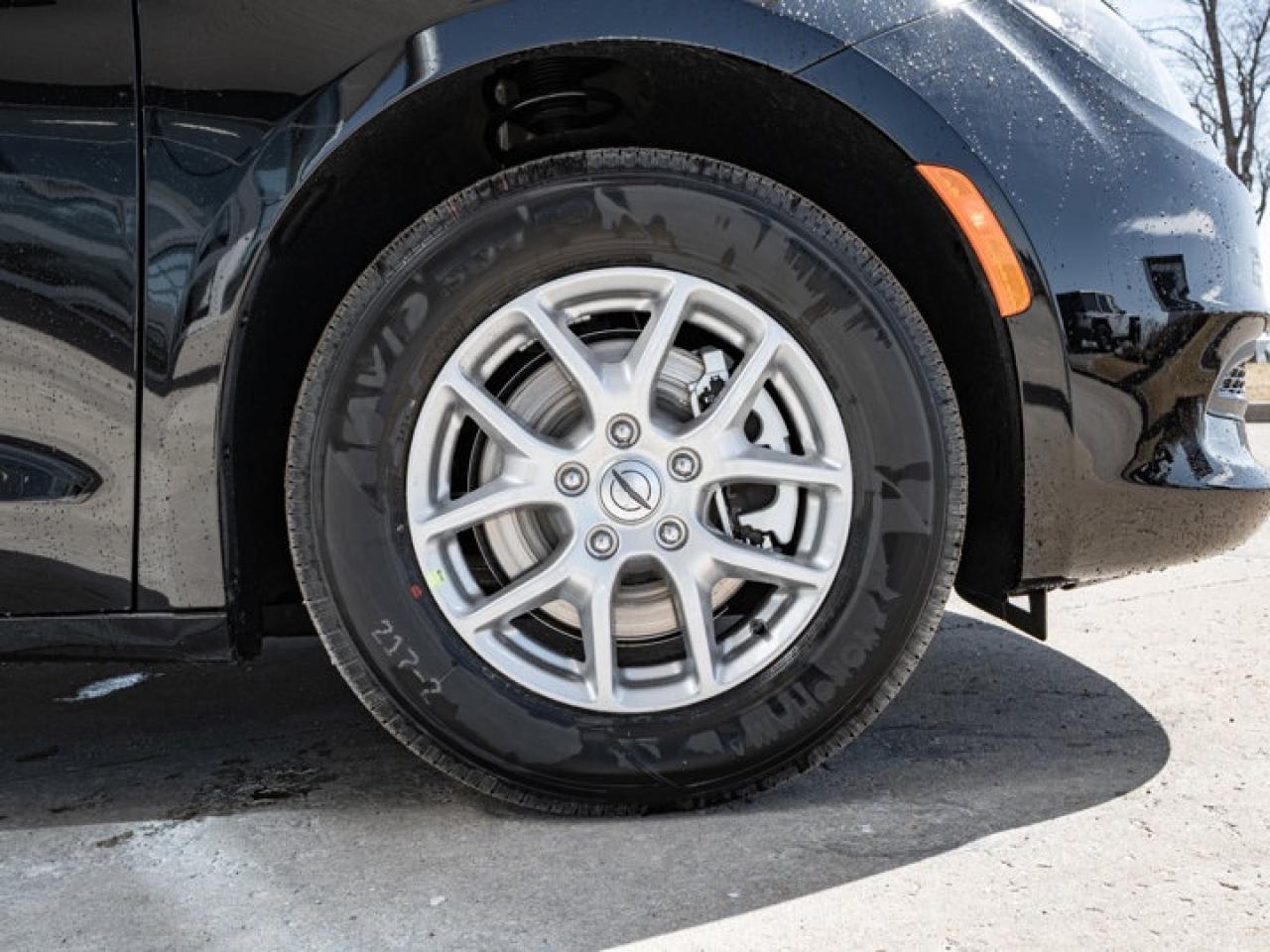 2026 Dodge Grand Caravan SXT Photo