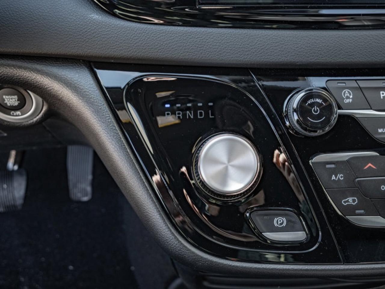 2026 Dodge Grand Caravan SXT Photo