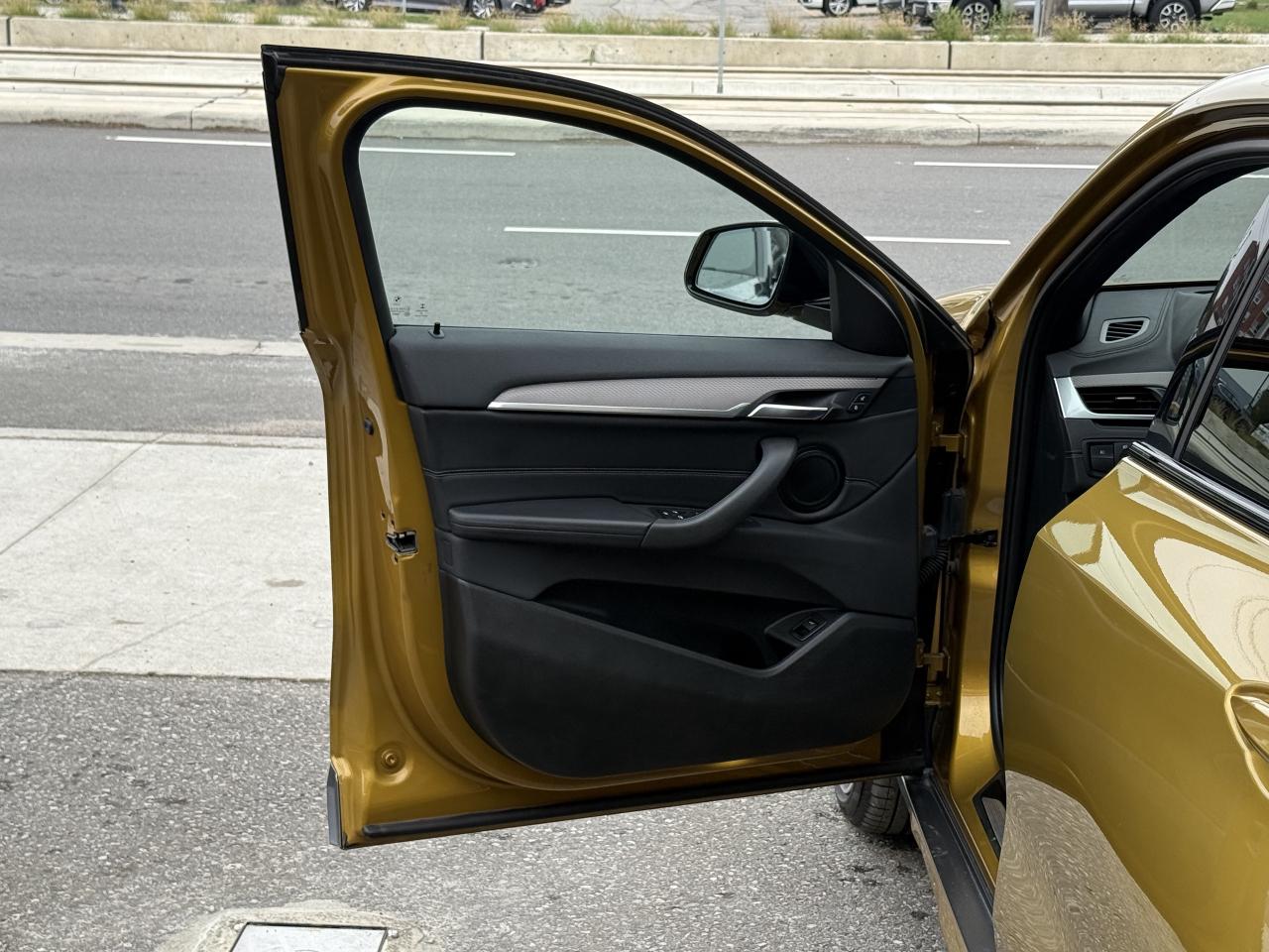 2018 BMW X2 //M SPORT | APPLE CARPLAY | PANO | LOADED Photo