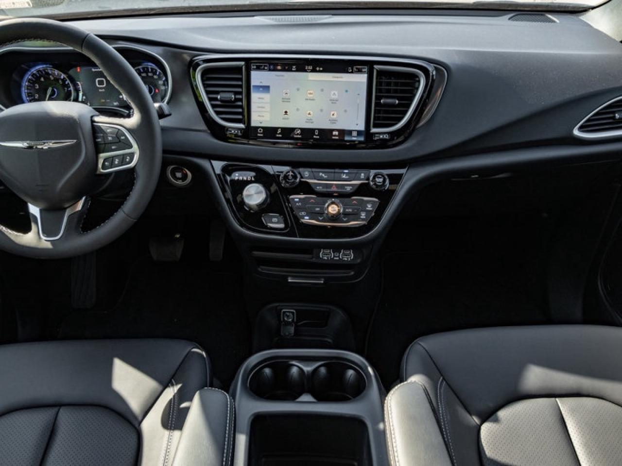 2026 Dodge Grand Caravan SXT Photo