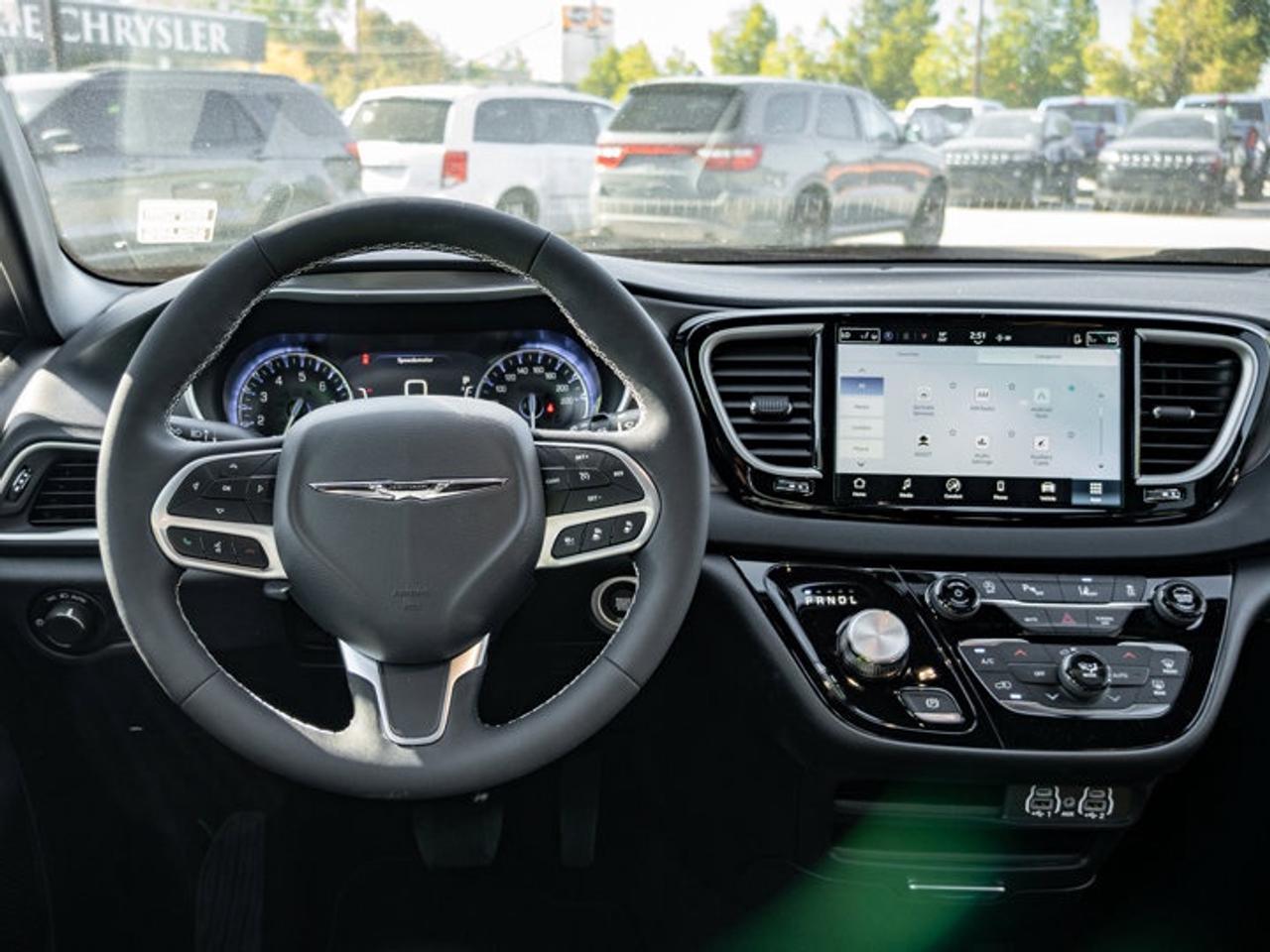 2026 Dodge Grand Caravan SXT Photo2