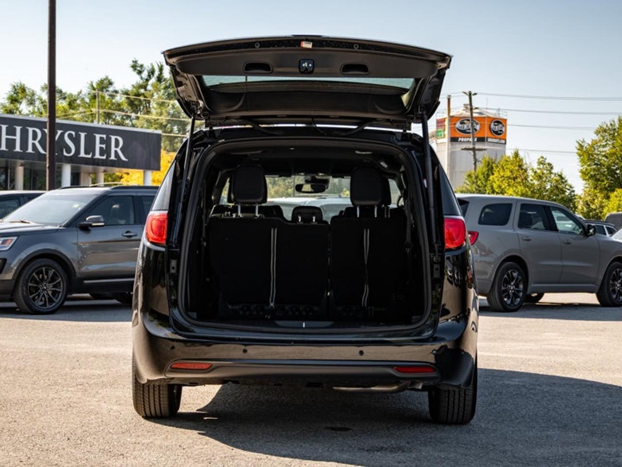 2026 Dodge Grand Caravan SXT Photo