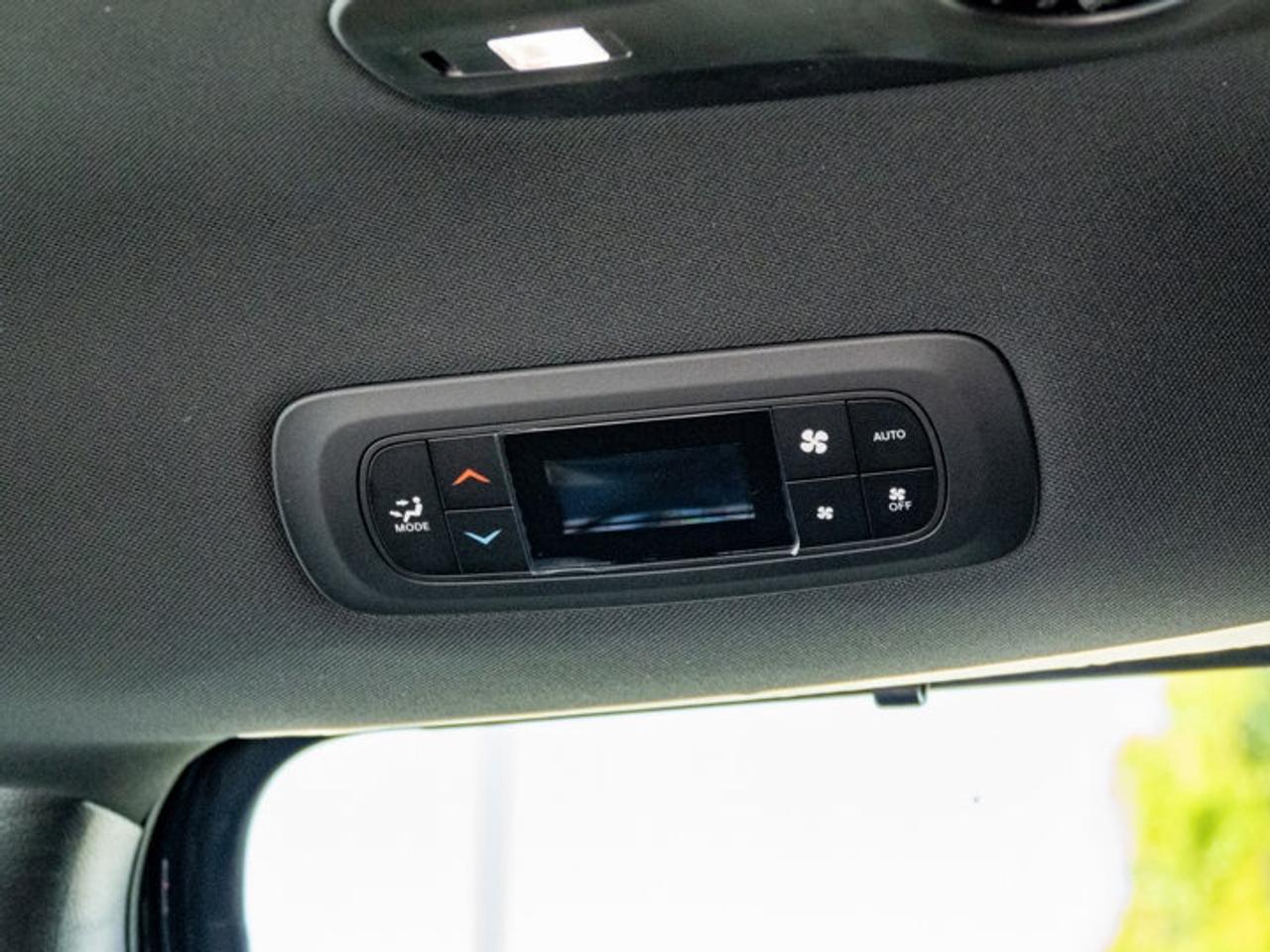 2026 Dodge Grand Caravan SXT Photo