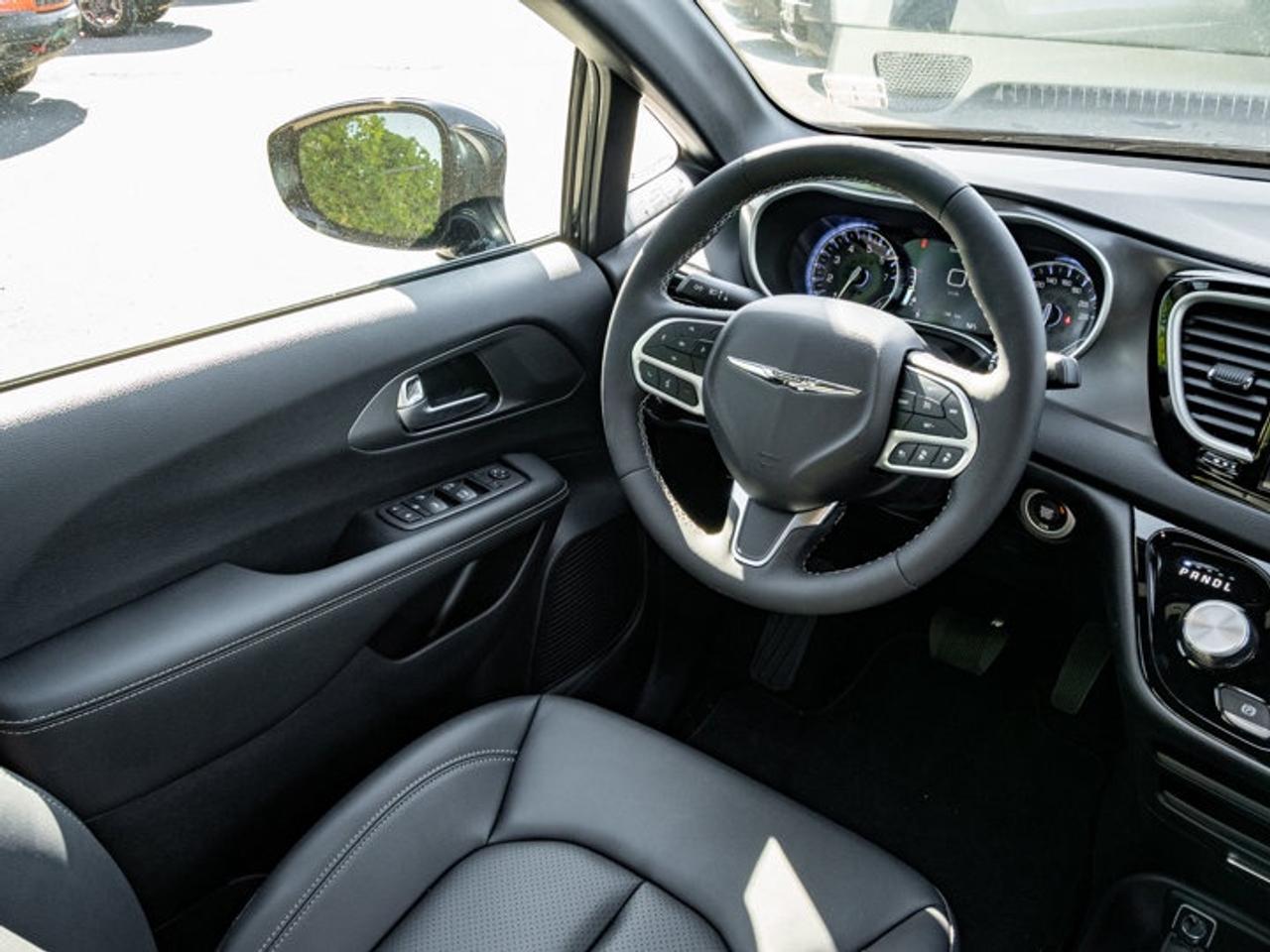 2026 Dodge Grand Caravan SXT Photo