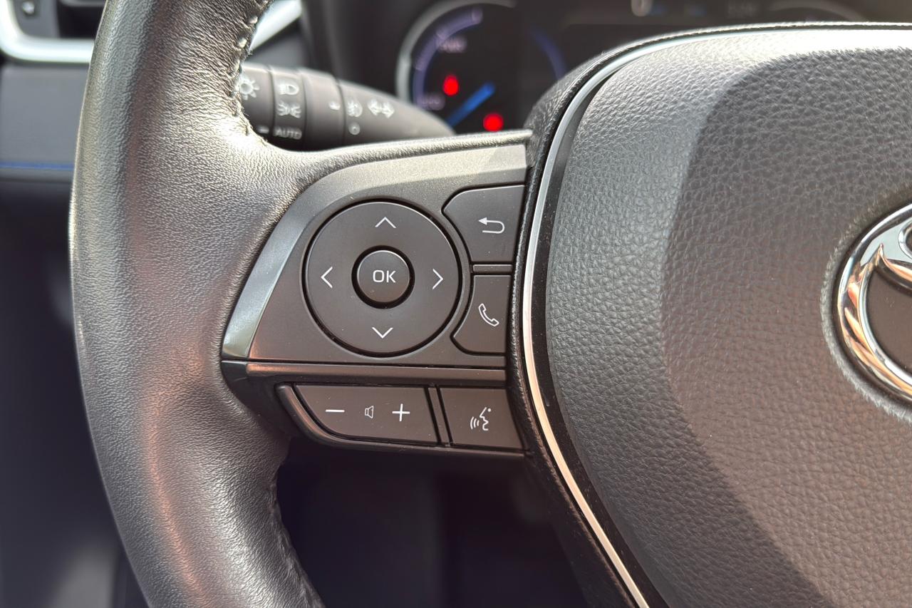 2021 Toyota RAV4 XSE Technology Package Photo