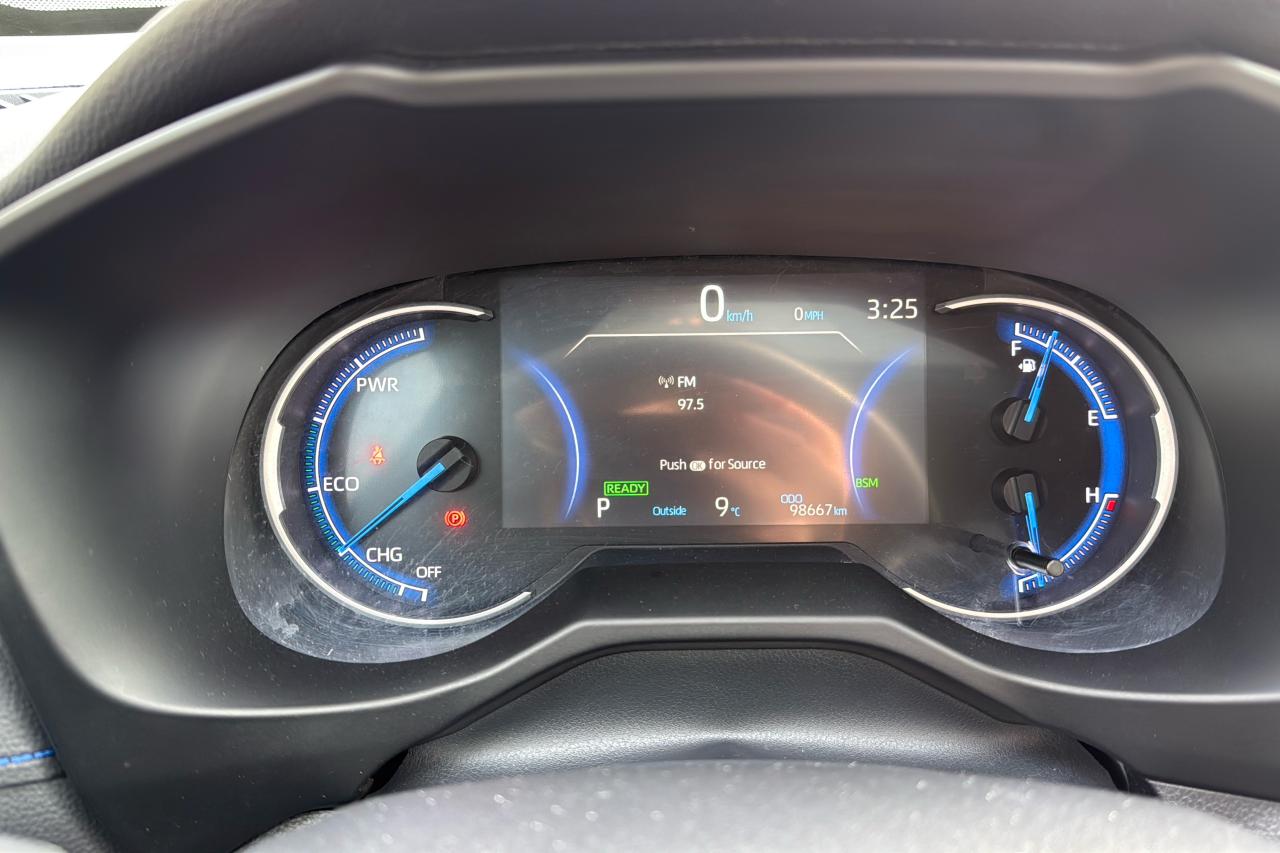 2021 Toyota RAV4 XSE Technology Package Photo