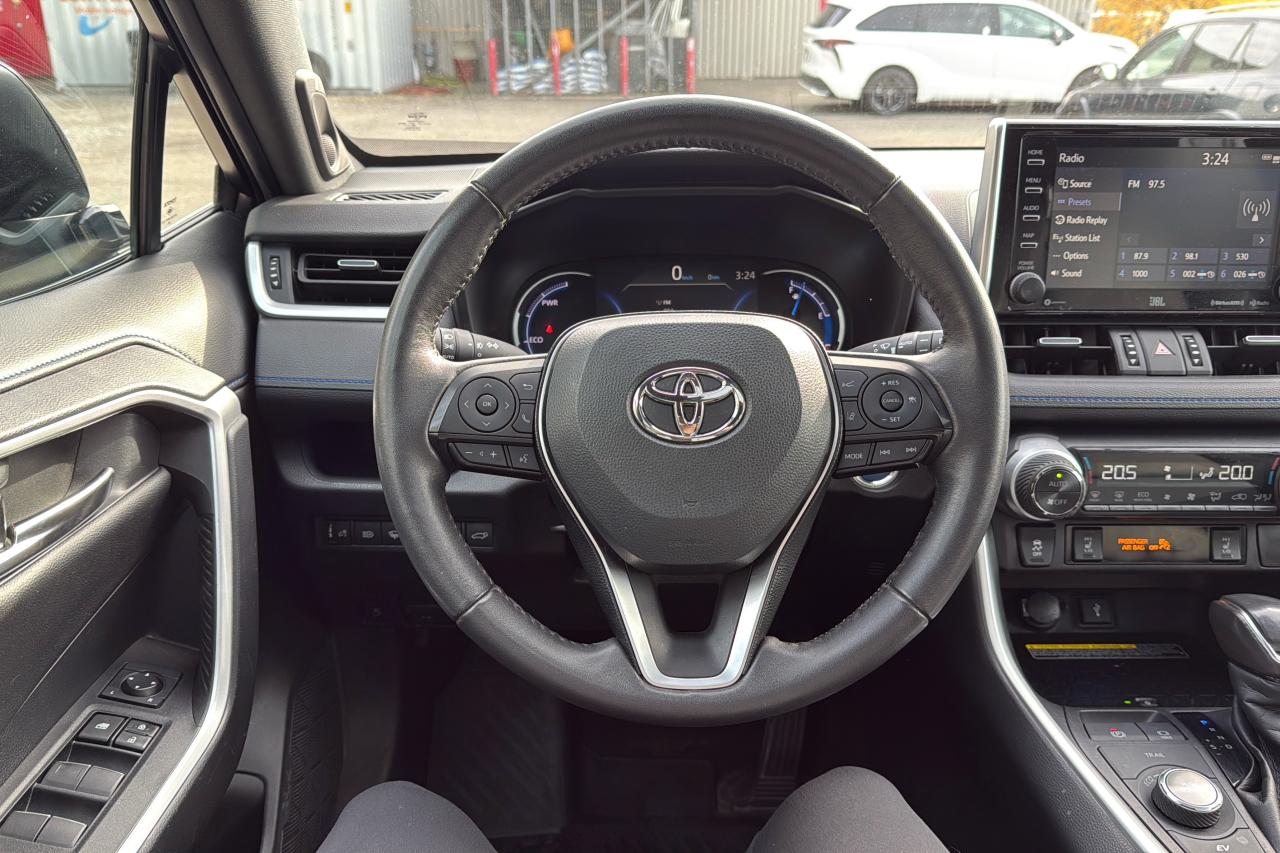 2021 Toyota RAV4 XSE Technology Package Photo