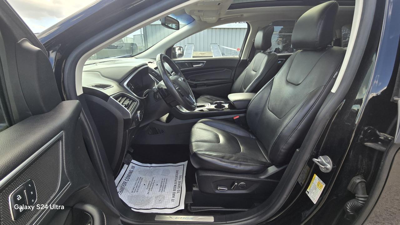 2017 Ford Edge Titanium - Photo #20
