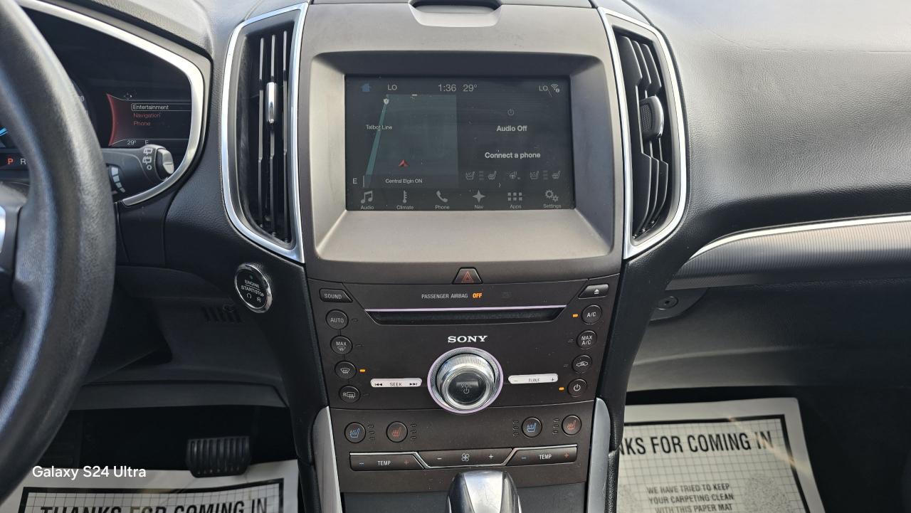 2017 Ford Edge Titanium - Photo #10