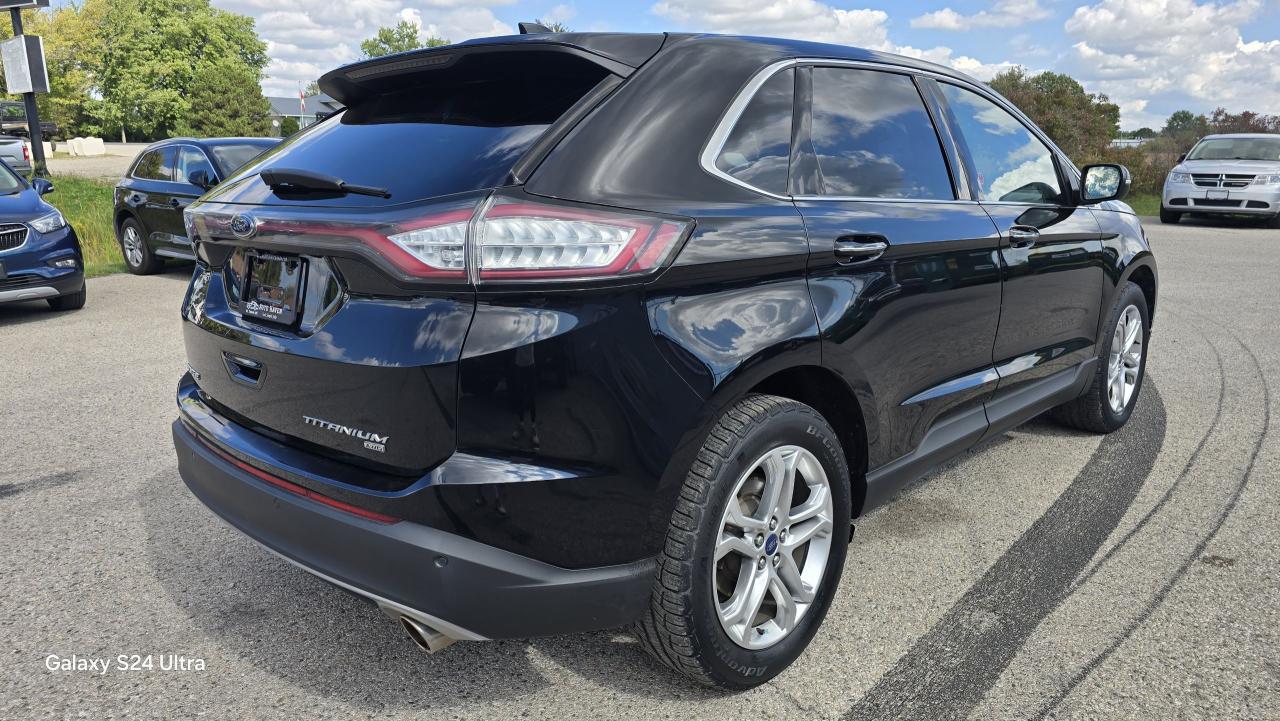 2017 Ford Edge Titanium - Photo #5