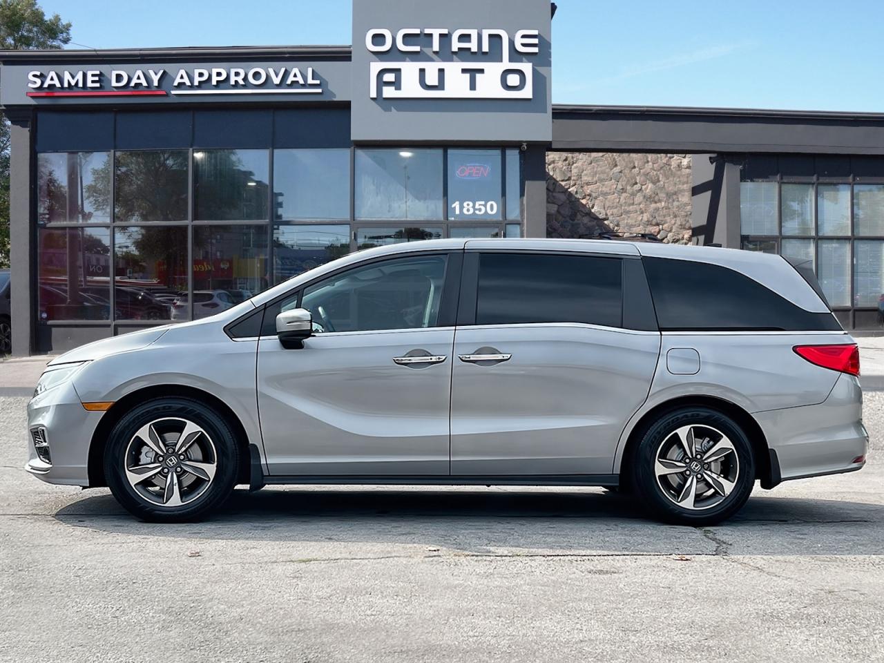 2018 Honda Odyssey EX-L RES Auto - Photo #3