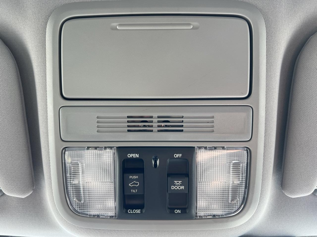 2018 Honda Odyssey EX-L RES Auto - Photo #22