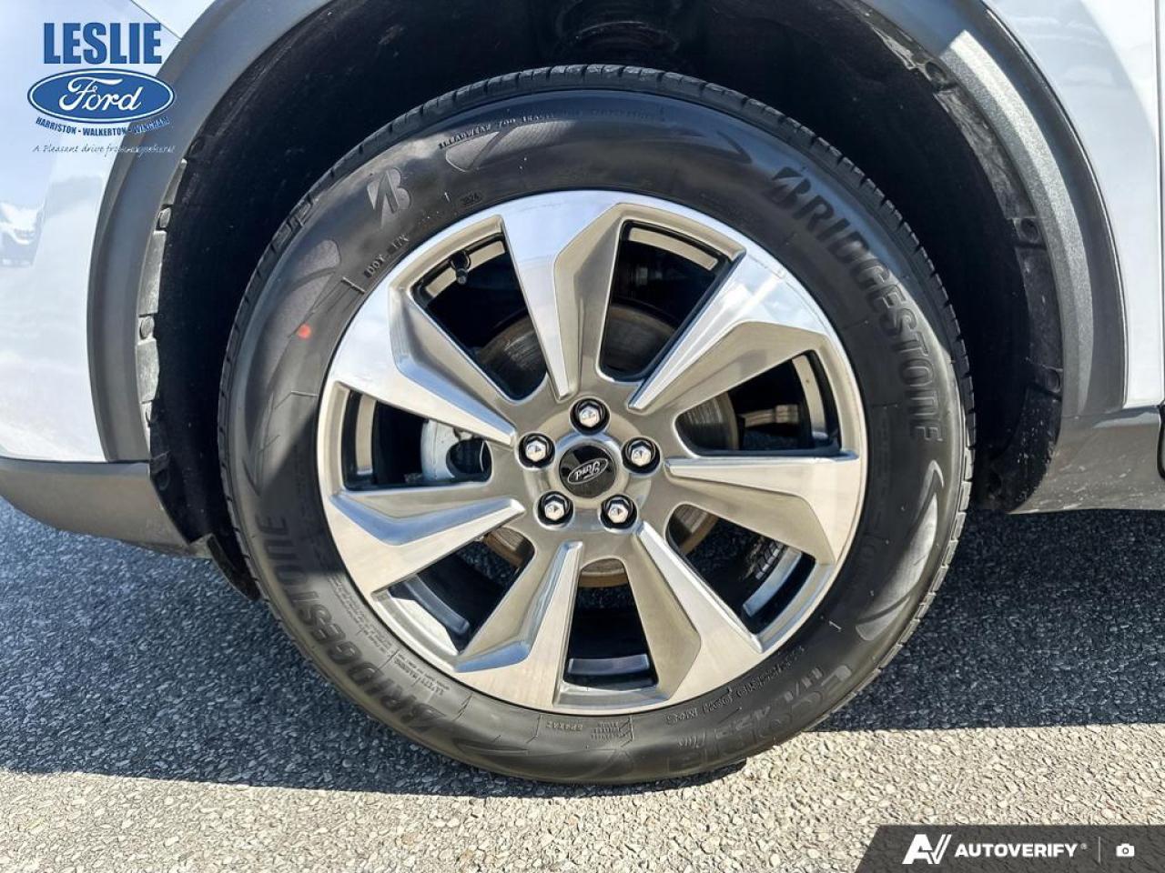 2025 Ford Escape Platinum AWD Photo