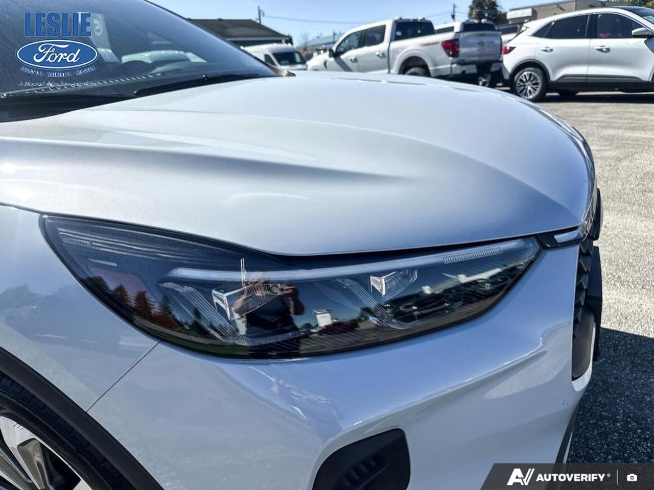 2025 Ford Escape Platinum AWD Photo