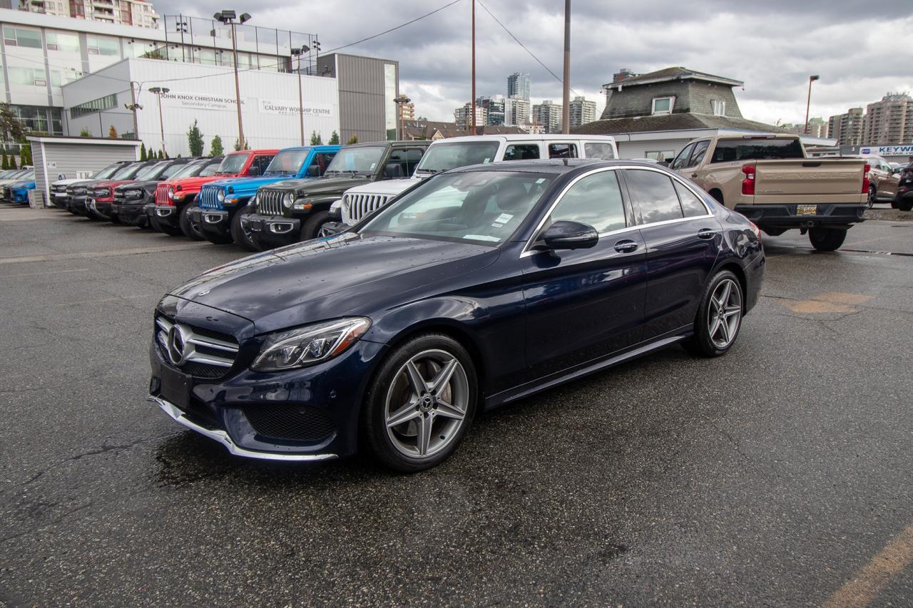 2018 Mercedes-Benz C 300 C 300 4MATIC Sedan Photo