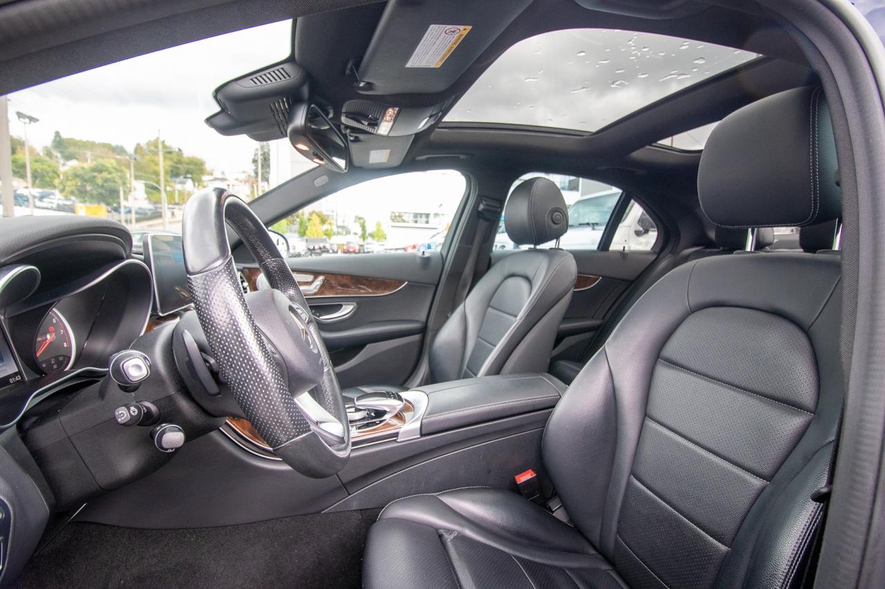 2018 Mercedes-Benz C 300 C 300 4MATIC Sedan Photo5