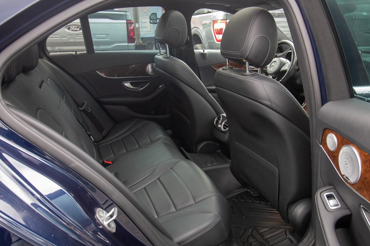2018 Mercedes-Benz C 300 C 300 4MATIC Sedan Photo5