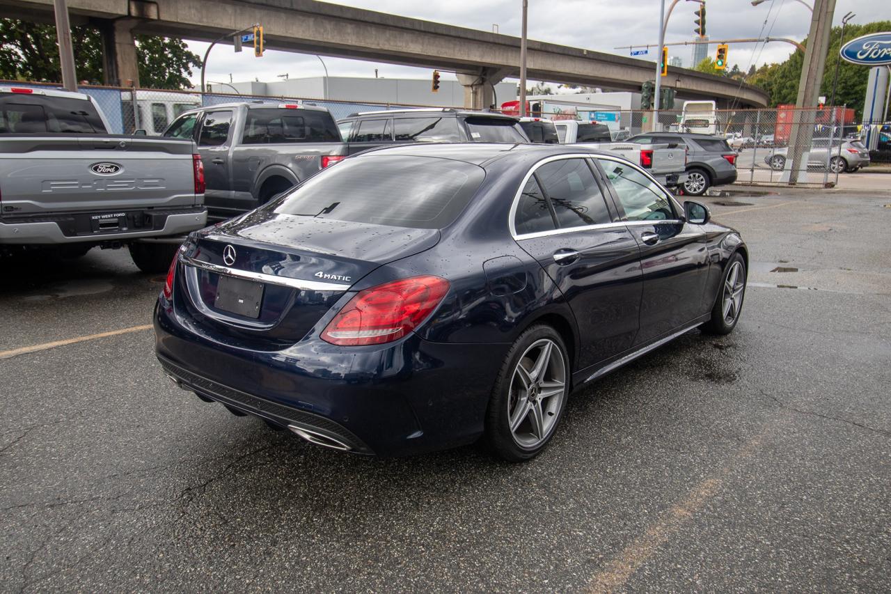 2018 Mercedes-Benz C 300 C 300 4MATIC Sedan Photo5