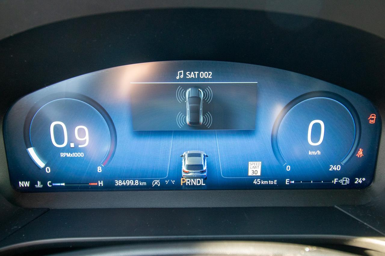 2024 Ford Escape Platinum AWD Photo5