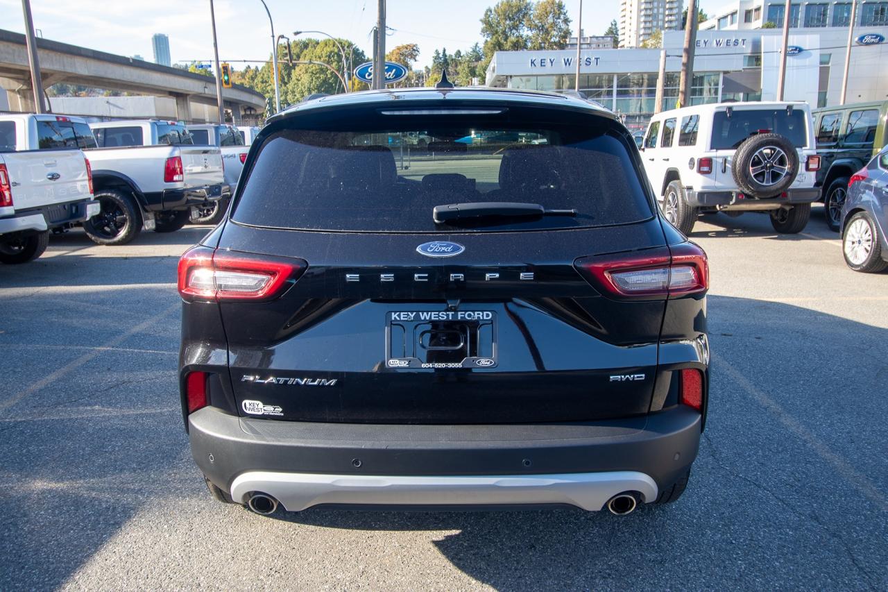 2024 Ford Escape Platinum AWD Photo5