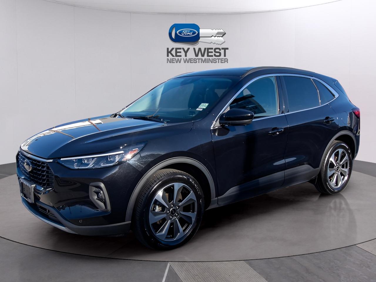 2024 Ford Escape Platinum AWD Photo1