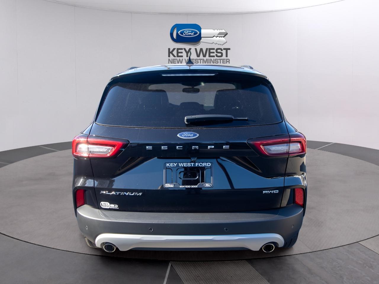 2024 Ford Escape Platinum AWD Photo3