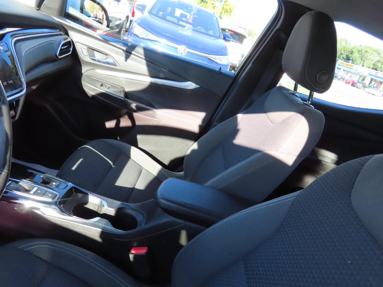 2023 Chevrolet Bolt EUV LT - ELECTRIC - 89,000KM ONLY - BOLT EUV !! Photo