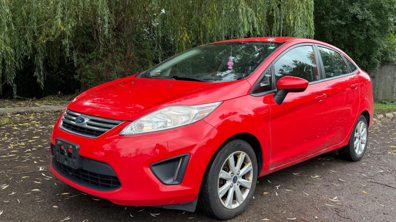 Used 2013 Ford Fiesta 4dr Sdn SE for sale in Kitchener, ON