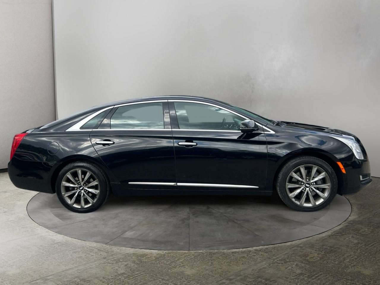 2017 Cadillac XTS  Photo