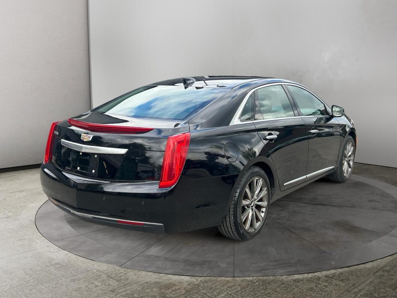 2017 Cadillac XTS  Photo