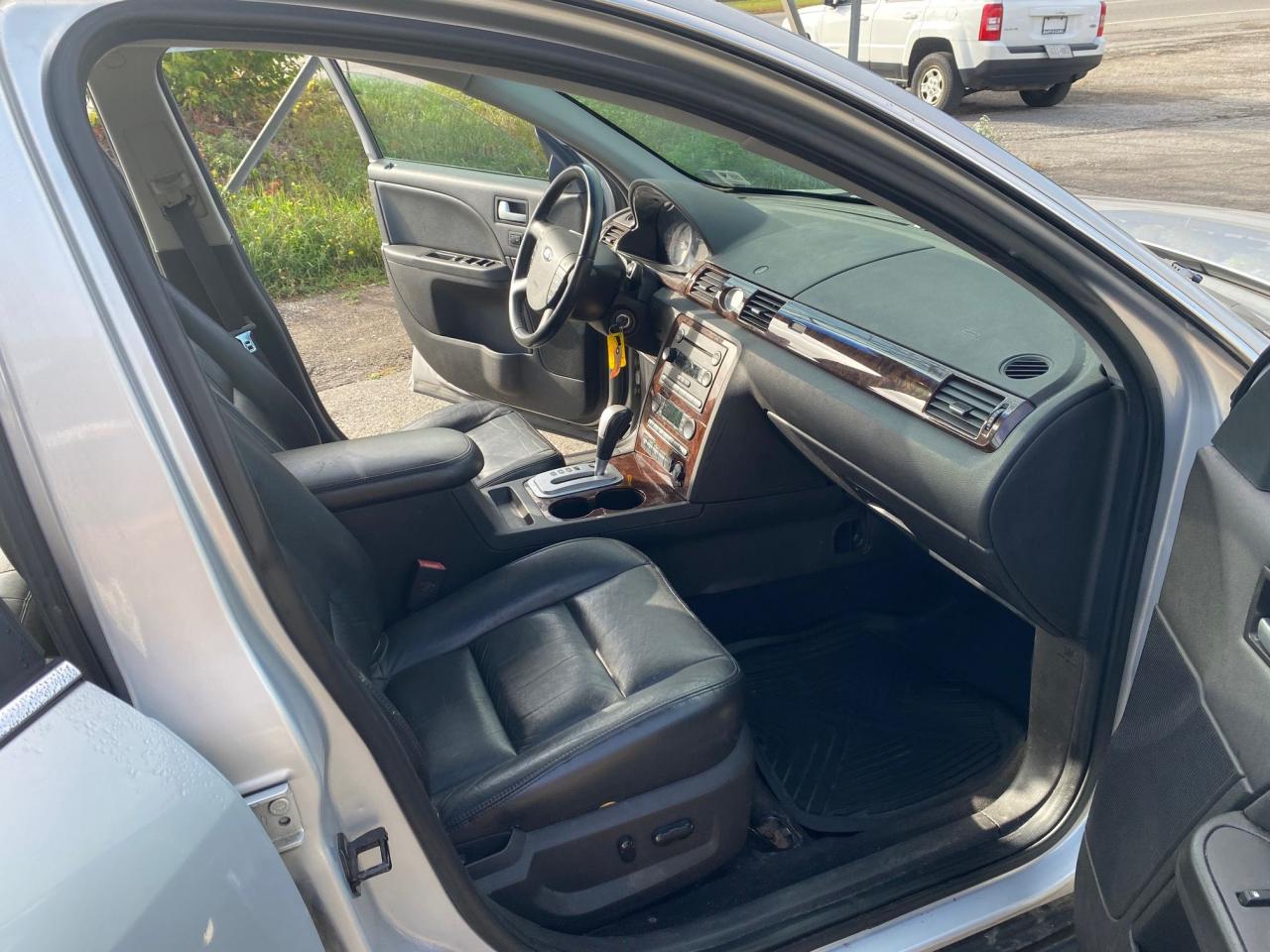 2005 Ford Five Hundred 4dr Sdn Limited - Photo #20
