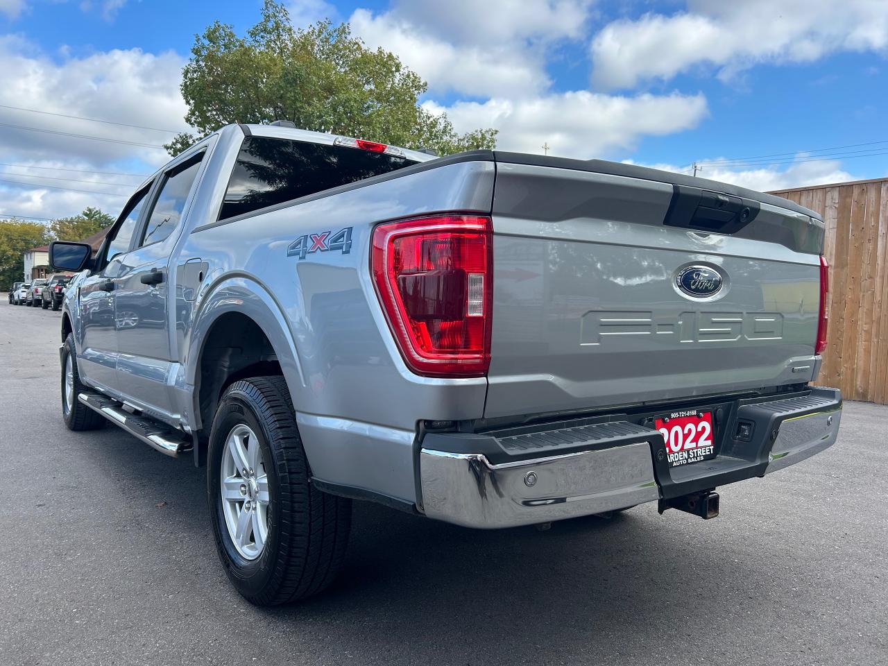 2022 Ford F-150 XLT Photo2