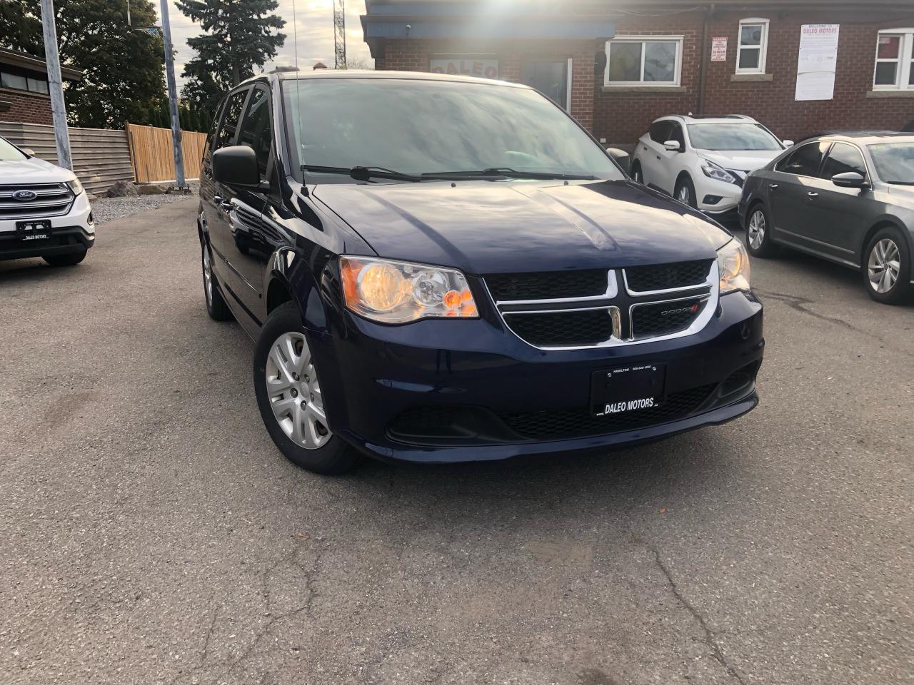 Used 2017 Dodge Grand Caravan SXT / WOOD TRIM / 7 PASS for sale in Hamilton, ON