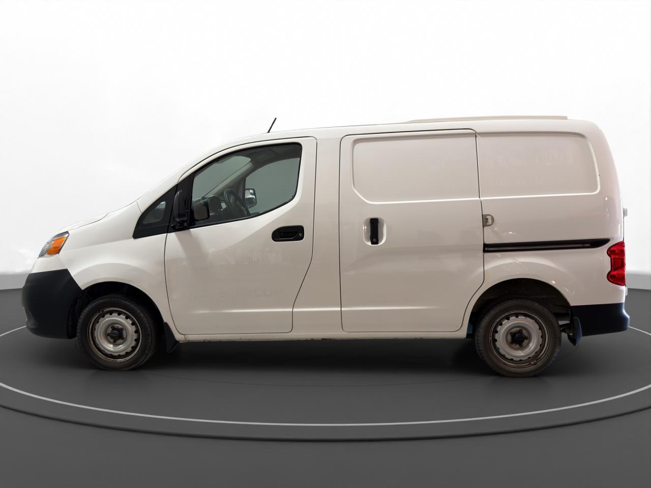 2019 Nissan NV200 2.5 S - Photo #5