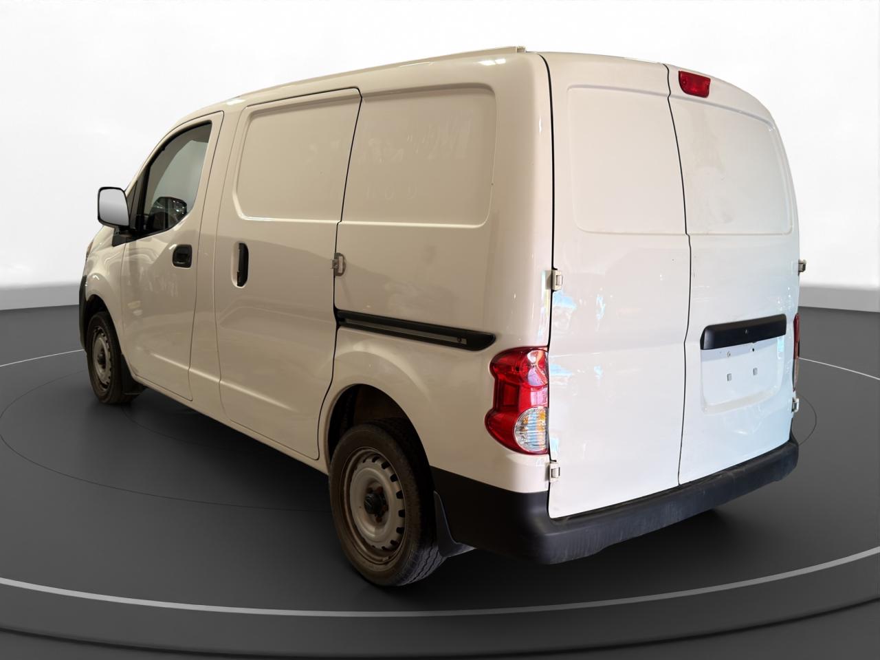 2019 Nissan NV200 2.5 S - Photo #6