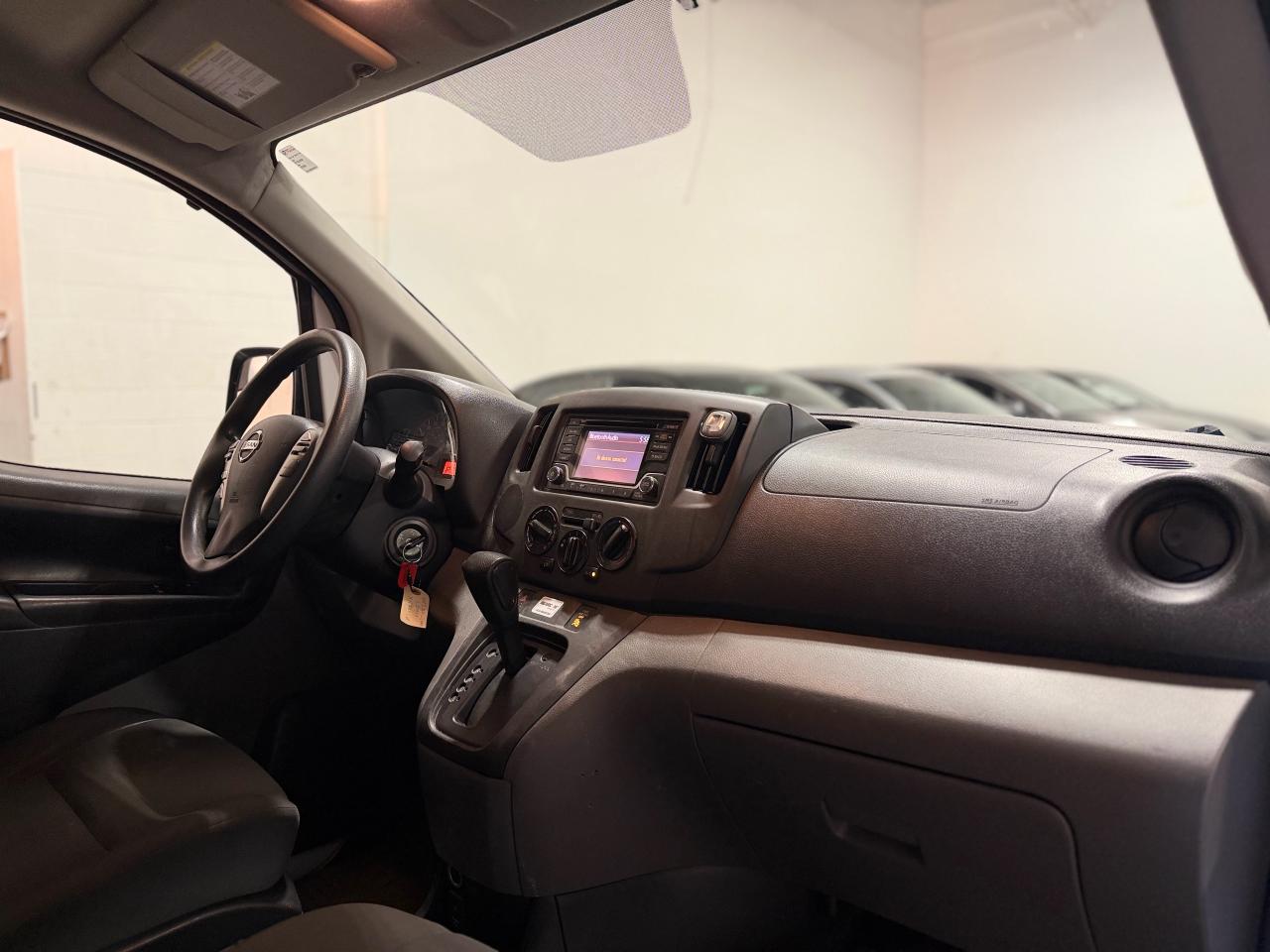 2019 Nissan NV200 2.5 S - Photo #19