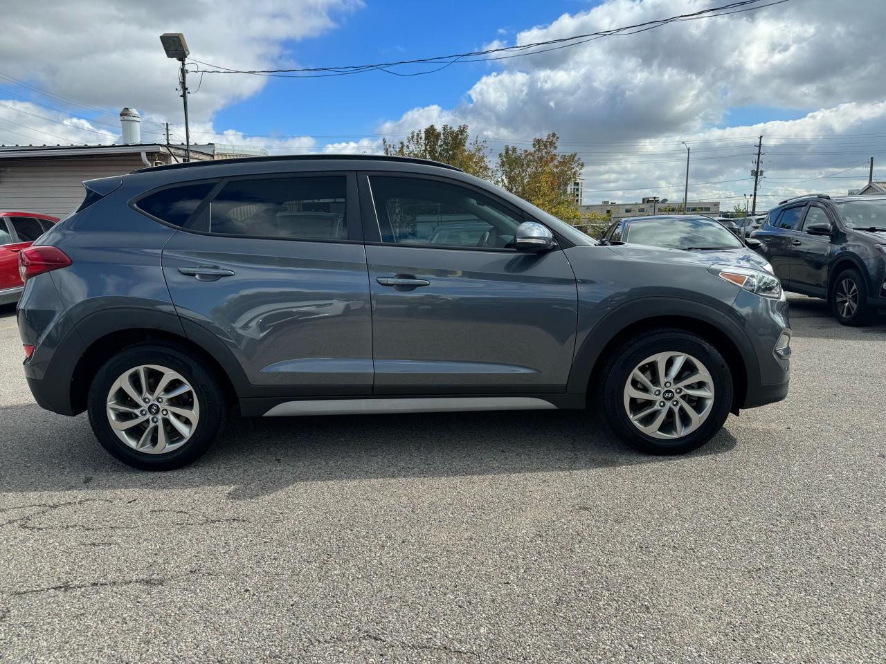 2017 Hyundai Tucson SE - Photo #4